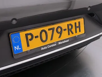 Car image 46