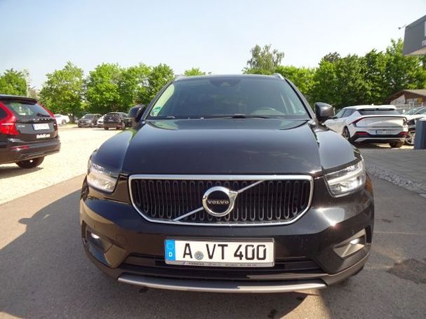 Volvo XC40 T4 Momentum 140 kW image number 9