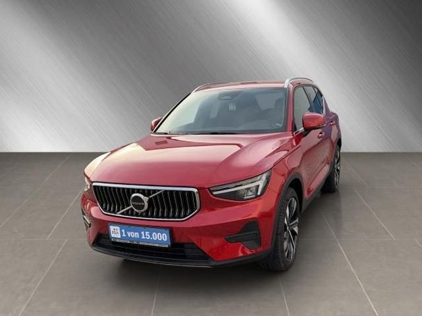 Volvo XC40 B4 Plus 145 kW image number 1