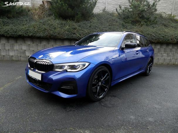 BMW 330d Touring xDrive 195 kW image number 1