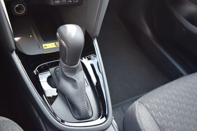 Car image 22