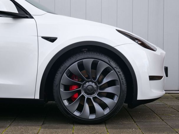 Tesla Model Y Performance AWD 393 kW image number 21