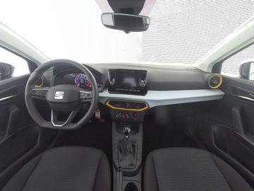 Car image 17