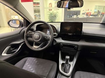 Car image 15