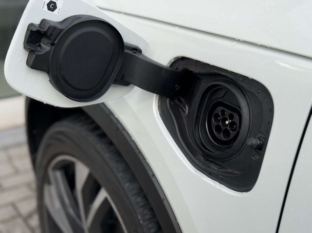 Volvo XC40 T5 Recharge 193 kW image number 9