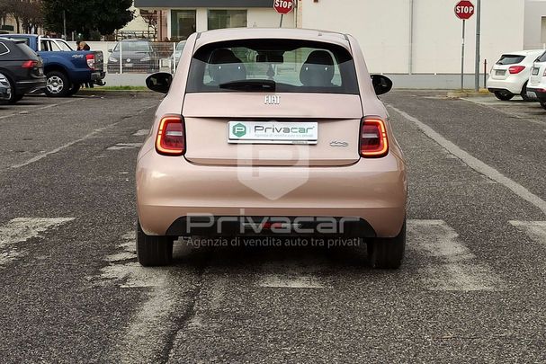 Fiat 500 e 70 kW image number 6