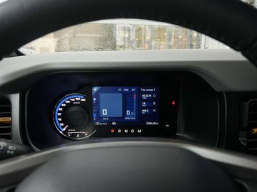 Car image 26