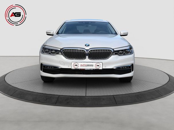 BMW 540i Luxury Line 250 kW image number 3