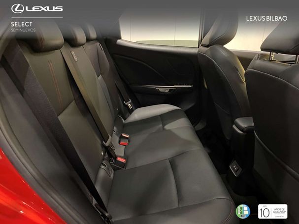 Lexus LBX Emotion 100 kW image number 7