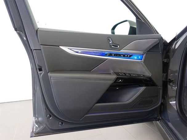 BMW i7 xDrive60 400 kW image number 14