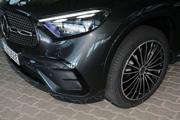 Mercedes-Benz GLC 300 de AMG 245 kW image number 3