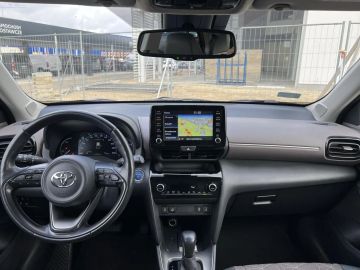 Car image 11