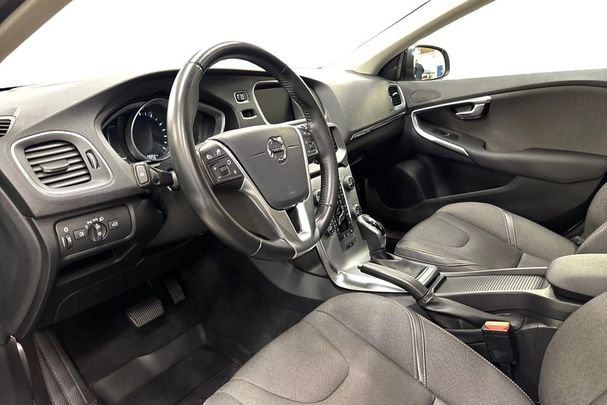 Volvo V40 Cross Country T3 113 kW image number 8