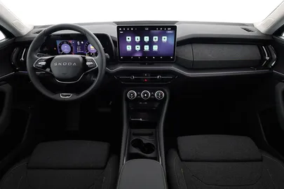 Car image 30