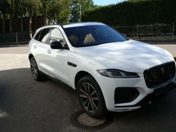 Jaguar F-Pace D300 R-Dynamic SE AWD 221 kW image number 2