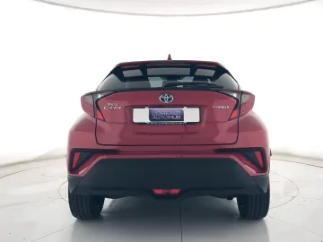 Car image 5