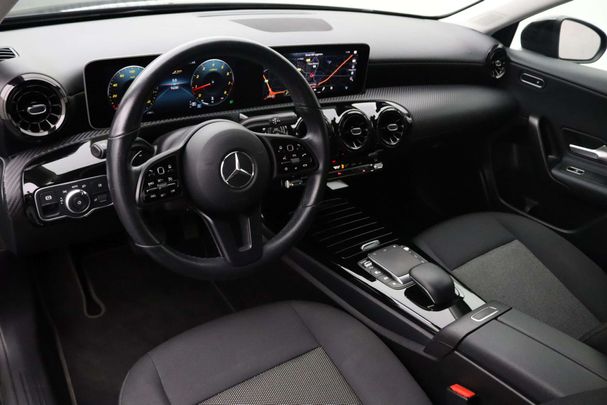 Mercedes-Benz A 180 100 kW image number 27