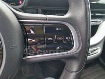 Car image 33