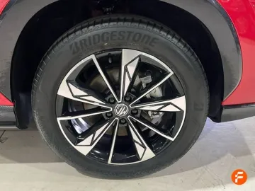 Car image 36