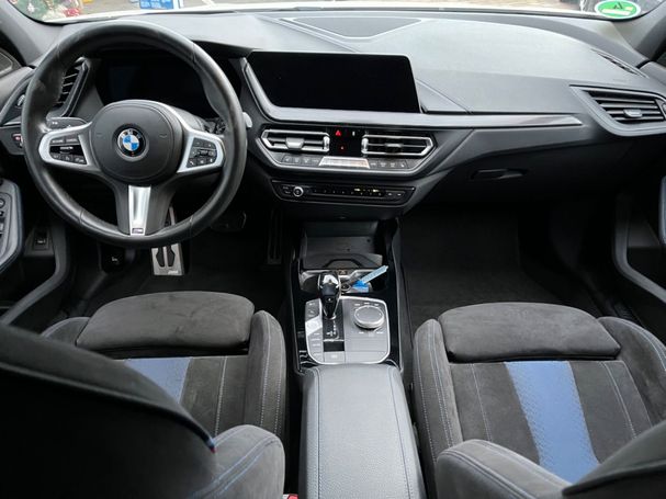 BMW 118i 103 kW image number 3