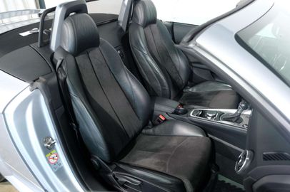 Car image 24