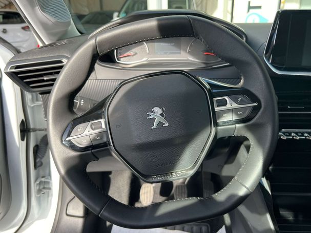 Peugeot 208 PureTech 100 Active 75 kW image number 13