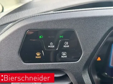Car image 36