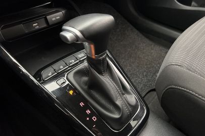 Car image 23