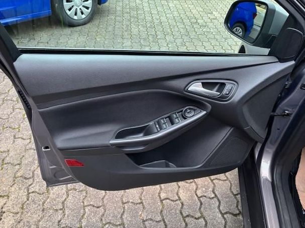 Ford Focus 1.0 92 kW image number 11