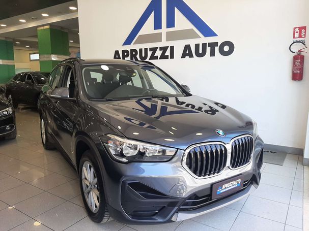 BMW X1 xDrive20d Advantage 140 kW image number 3