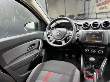 Car image 13