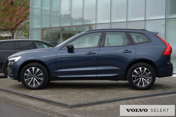 Volvo XC60 AWD 145 kW image number 1