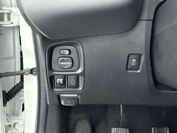 Car image 31