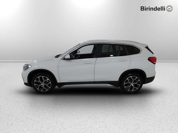 BMW X1 sDrive18d xLine 110 kW image number 4