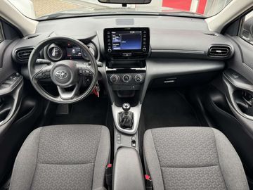 Car image 10