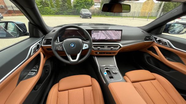 BMW i4 eDrive40 250 kW image number 19