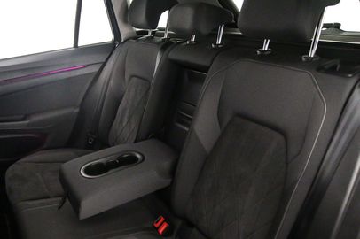 Car image 36