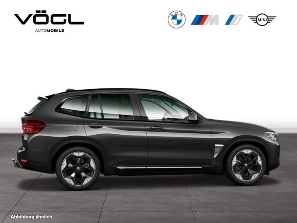 BMW iX3 210 kW image number 9