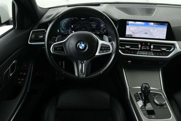 BMW 330e Touring M Sport xDrive 215 kW image number 5