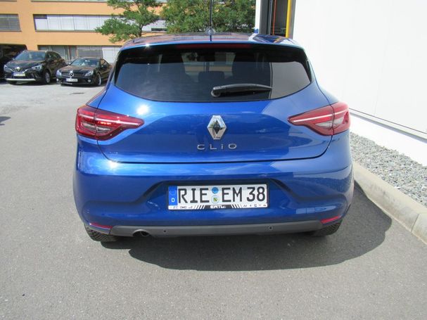 Renault Clio TCe 90 66 kW image number 13