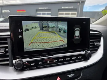 Car image 36