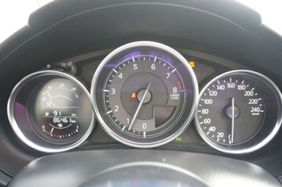 Car image 21