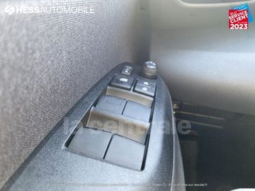 Car image 36