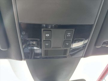 Car image 37