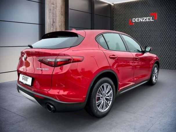 Alfa Romeo Stelvio 2.2 Super 140 kW image number 3