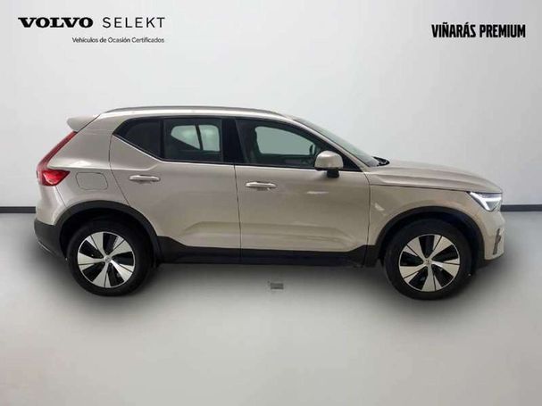 Volvo XC40 T2 Core 95 kW image number 3