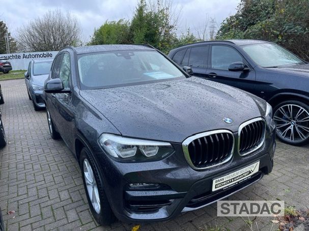 BMW X3 xDrive30e 215 kW image number 3