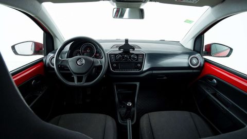 Car image 16