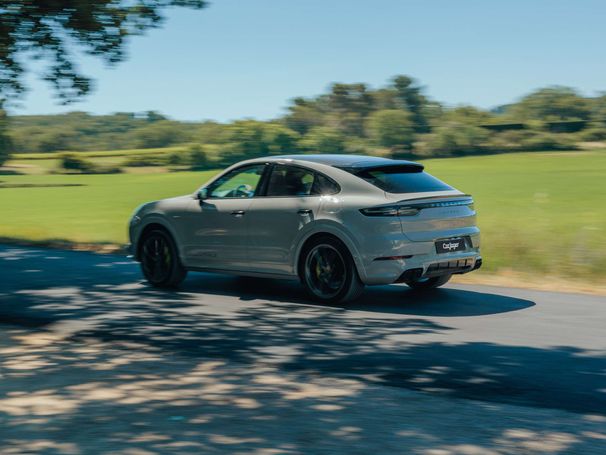 Porsche Cayenne Turbo S Coupé E-Hybrid Tiptronic 500 kW image number 17