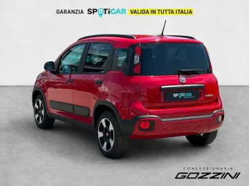Car image 15